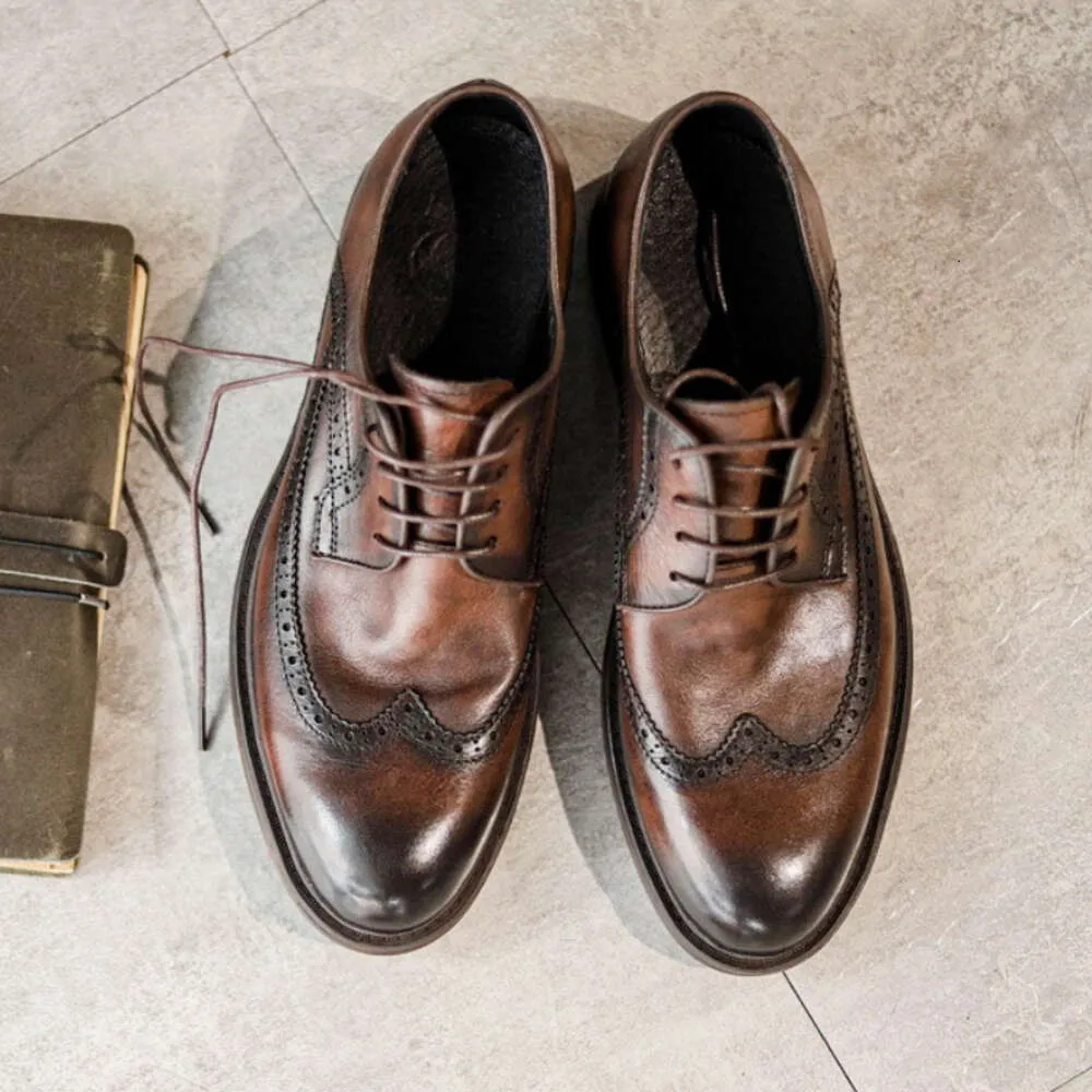 Italienische weiche Herren-Brogues für Hochzeiten, handgefertigt, echtes Leder, Retro-Designer-formelle Schuhe im britischen Stil