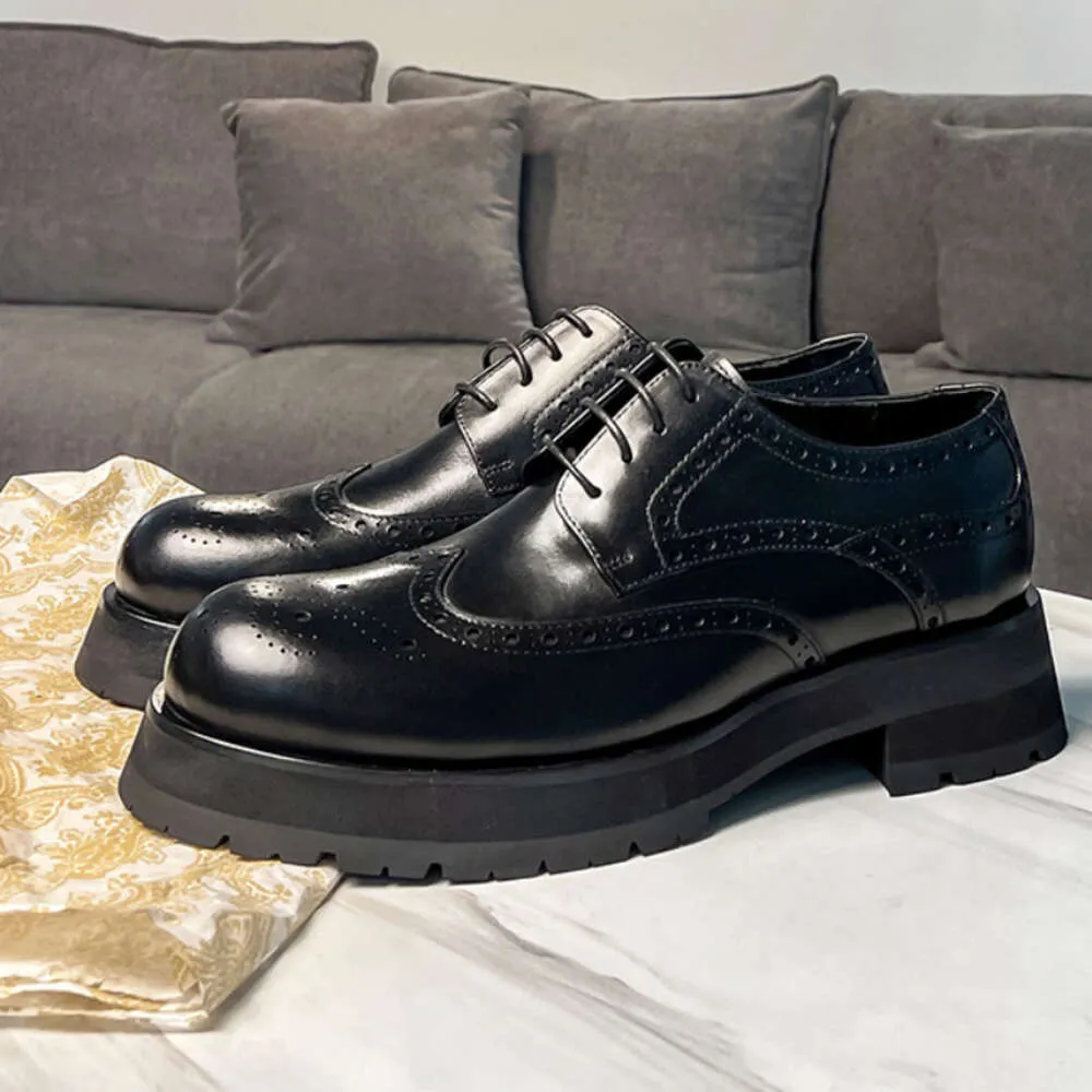 Platfrom Mens 2023 New Style Genuine Leather Brand Fashion Designer Black Brogues Daily Work Business Shoes