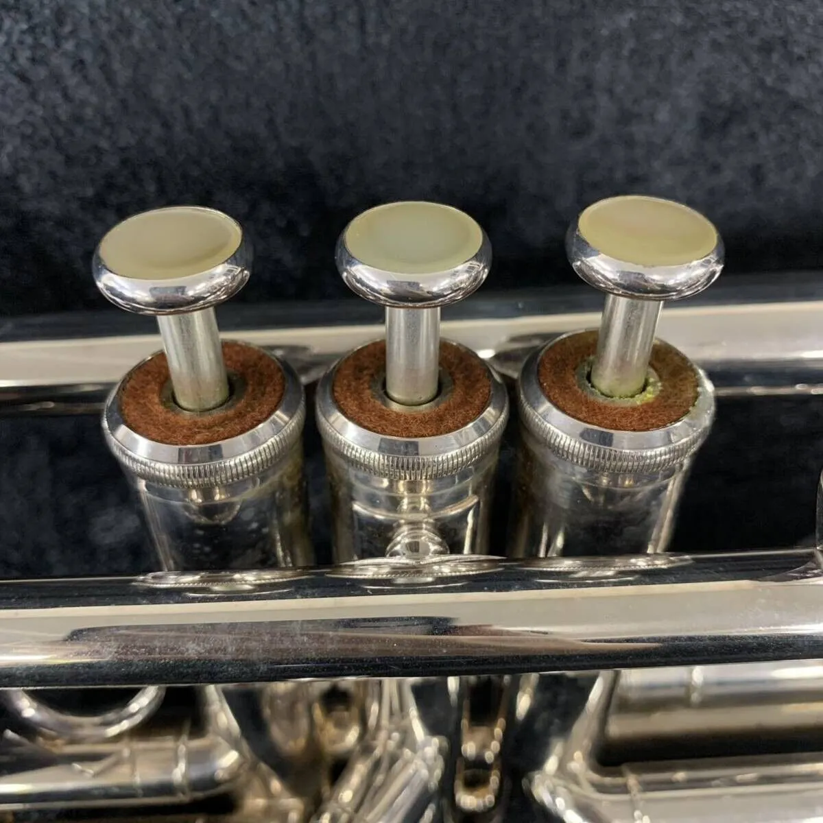 Ytr9335 kasalı trompet ağızlığı