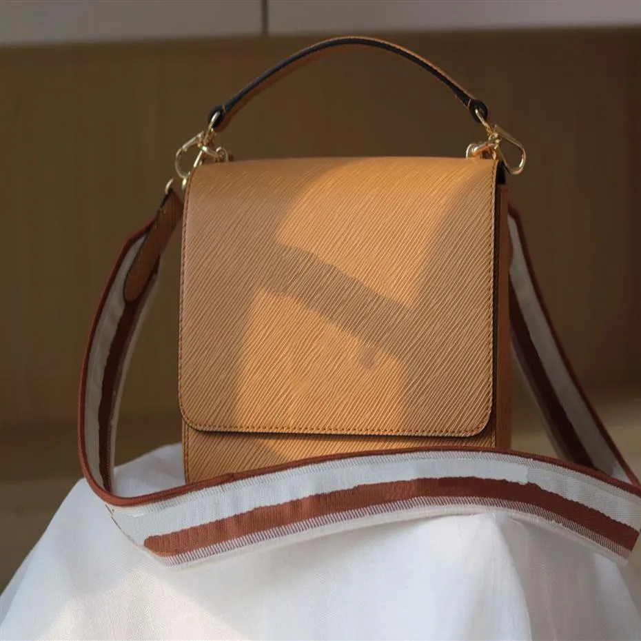 2022 Top Ladies Handbags Fashion Designer Väskor Kända Crossbody Väskor One Shoulder Solid Leather Wallet 50357216y