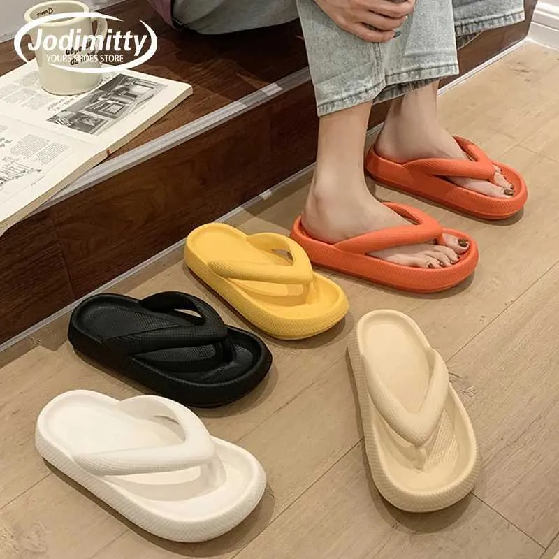 Terlik Moda Kalın Platform Flip Flops Kadın Plaj Sandalları Yumuşak Vintage Anti-Slip Ters Terlik Çift Açık Yaz Plajı Eva Erkekler Slaytlar2401