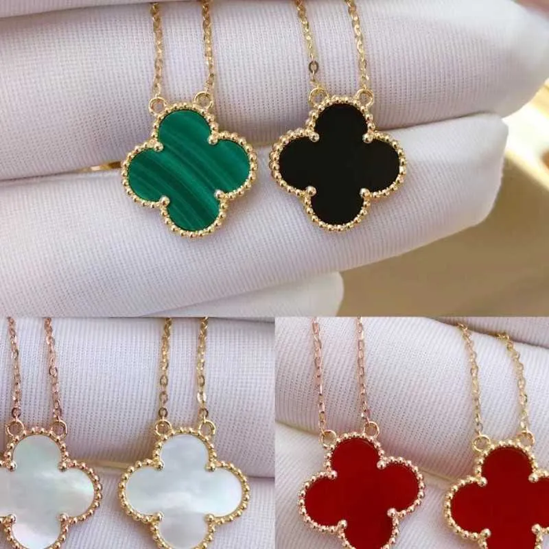 Designer Van cl-ap Collana alta versione a quattro foglie di erba Collana femminile in oro 18 carati Fritillaria bianca Agata rossa Catena a doppia faccia con pendente fortunato a clavicola