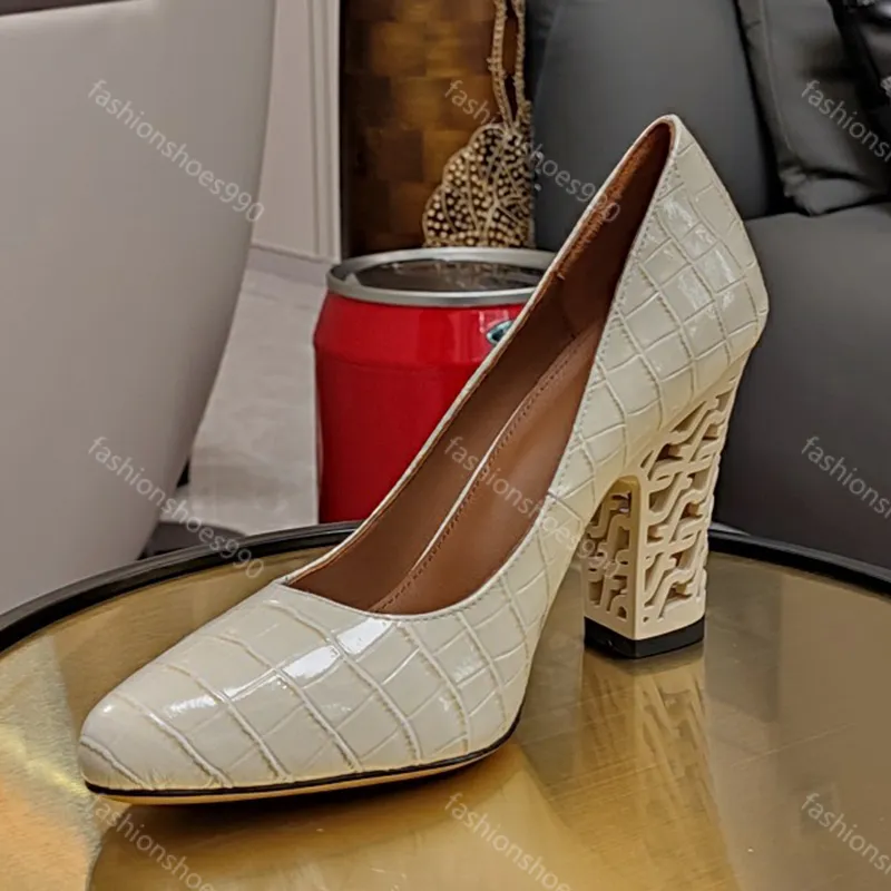 Luxe Designer Pumps Hakken Dames Geklede schoenen Slingbacks Krokodil Koeienhuid Uitgehold Klassiek 90 mm hoge hak Sexy Dames Enkelfeest Bruiloft Schoen met doos 10A 35-42