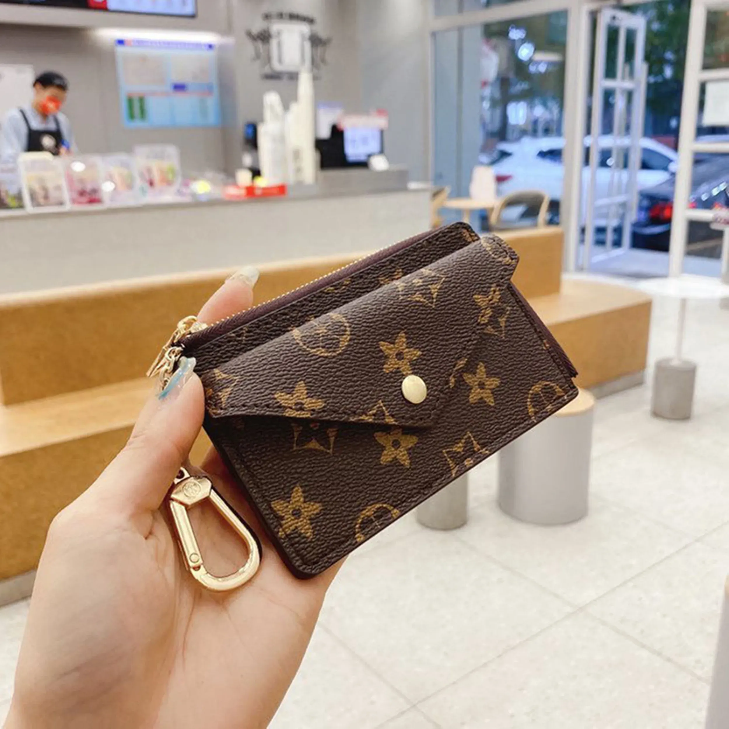 M69431 Korthållare Recto verso Designer Fashion Womens Mini Zippy Organizer Wallet Coin Purse Bag Belt Charm Key Pouch Pochette Accessoires Yuchen