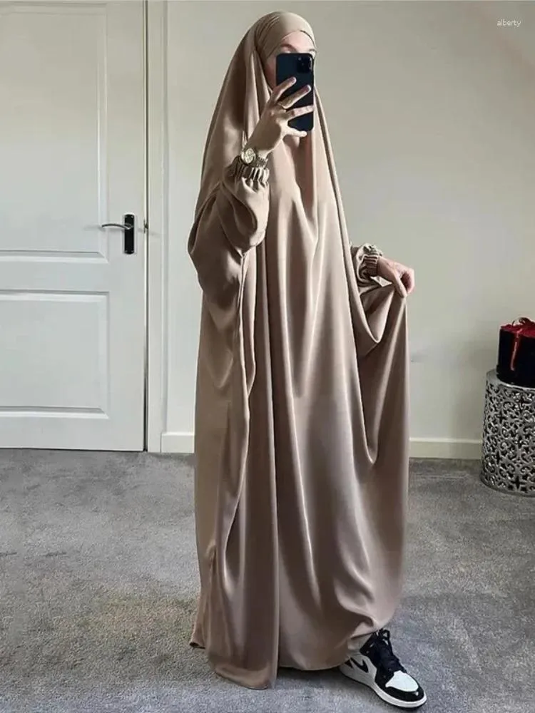 Vêtements ethniques Eid Capuchon Abaya Femmes musulmanes Vêtement de prière One Piece Jilbab Overhead Khimar Hijab Robe Ramadan Robe Niqab Vêtements islamiques