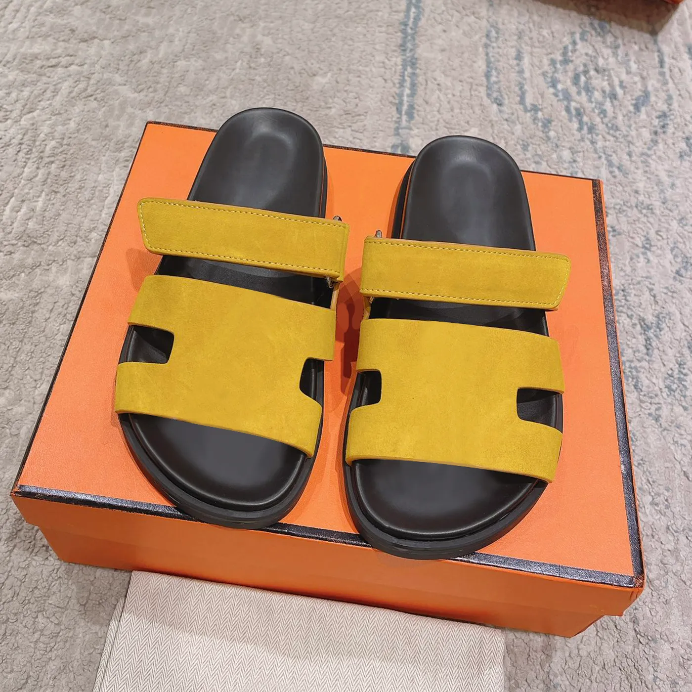 Projektant sandały chypre na sprzedaż platforma slajdy kobiety mężczyzn platforma platforma buty dolne fur