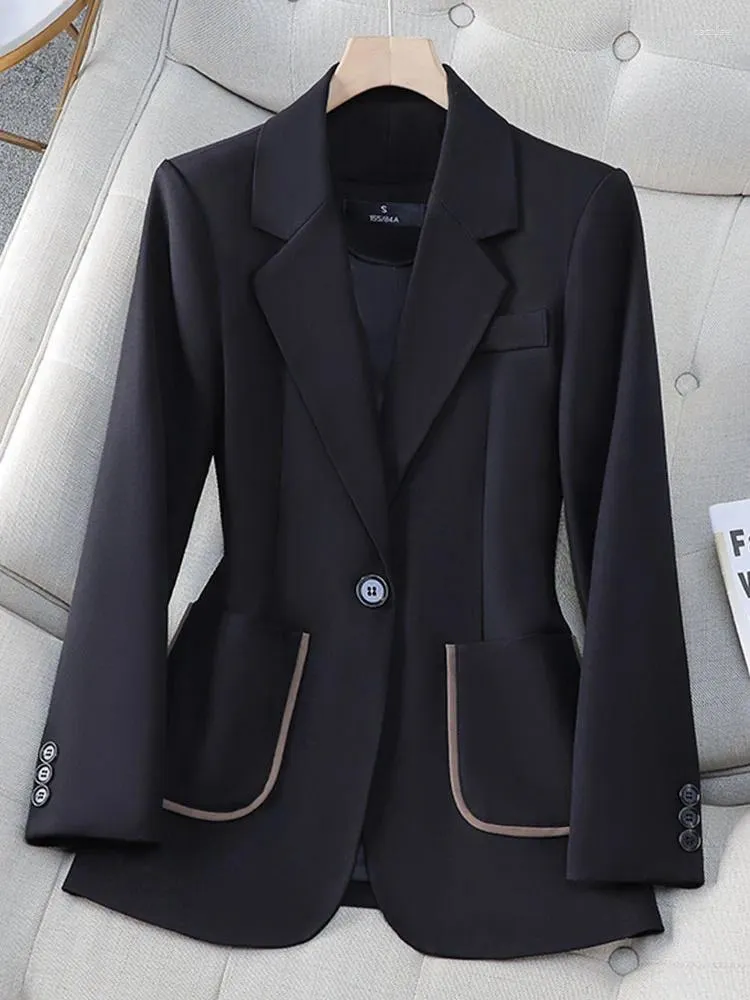 Abiti da donna Cappotto blazer casual coreano per donna Manica lunga Giacca da ufficio moda Bottone tascabile Versatile 2024 Cappotti primavera estate