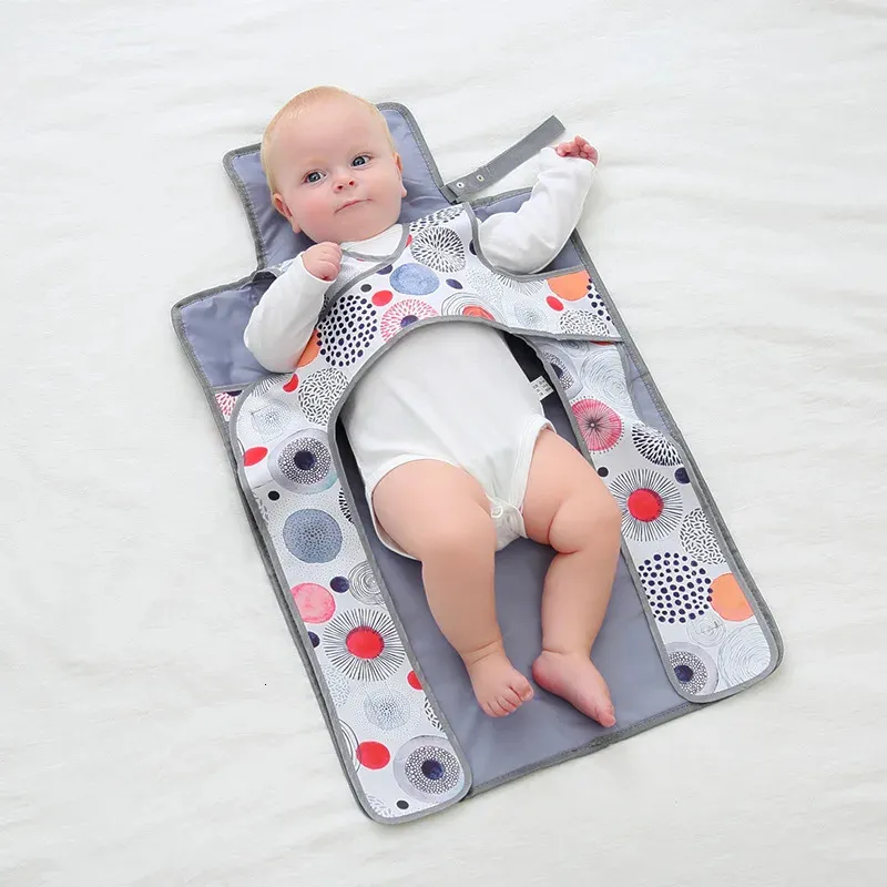 Foldable Portable Changing Table Changer Mat Cover born Waterproof Diaper Bags Purposes Pad Change Urine Bed Baby Items 240119
