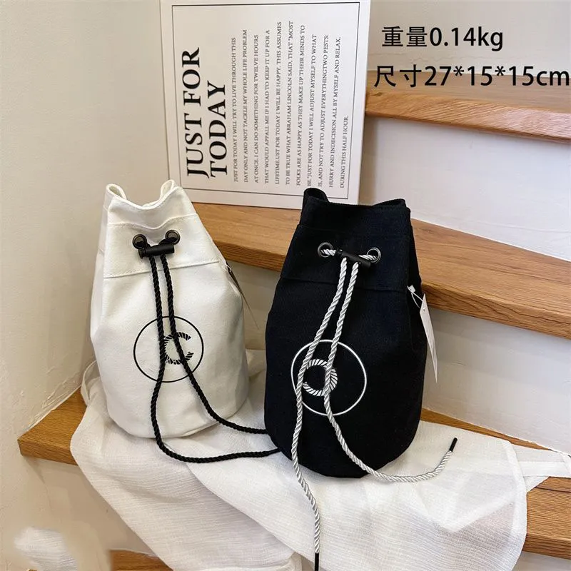 Fashion Bucket Bag Drawstring Pouch Make Up Bag men desigenr makeup bag Female purse Handle Carrying Case travel storage bags Toilet Wash Bags G2401262XQ