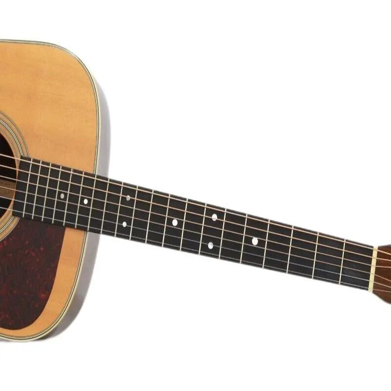 D 28 Standard Natural Acoustic Guitar 2010