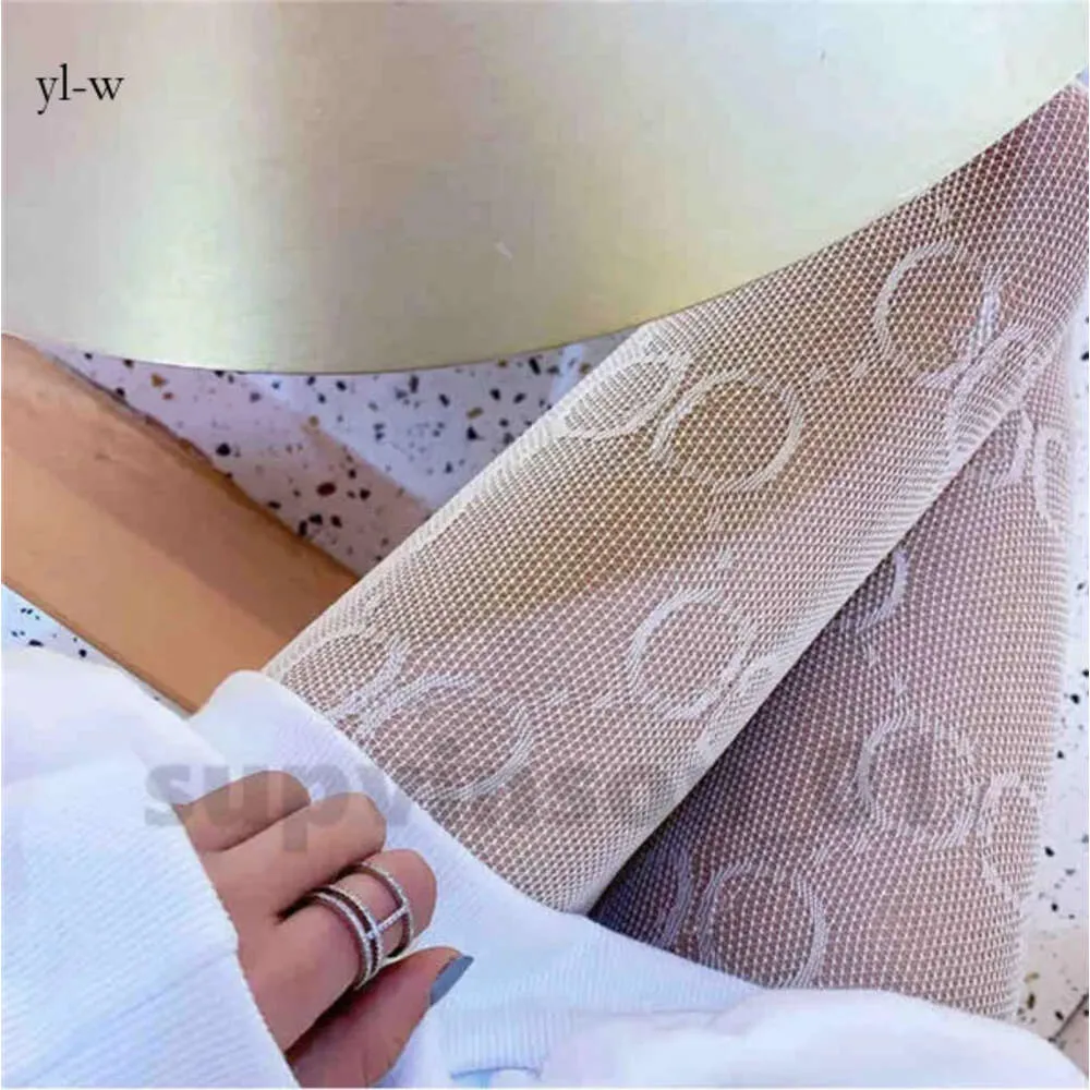 Designers Socks Lace White Stockings Fashionable and Sexy Female Japanese Cute JK Black Silk Fishnet Stocking Black Ins Pantyhose Thin Letter 4433