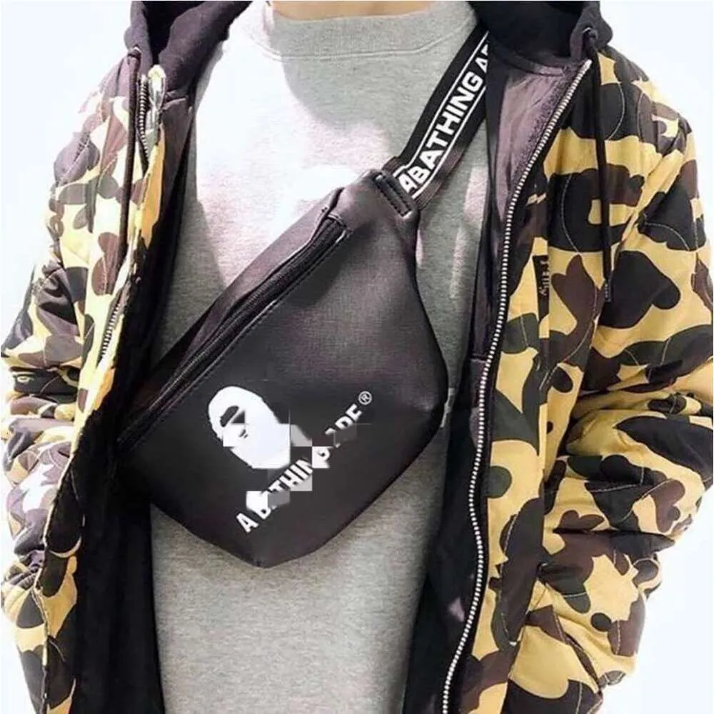 24SS Designer Ape Bag اليابانية المتنوعة التذييل ب * AP APE HEAD أسود PU الجلود الجلدية المحصور الأصلي اللون الأسلاك التغليف القرش