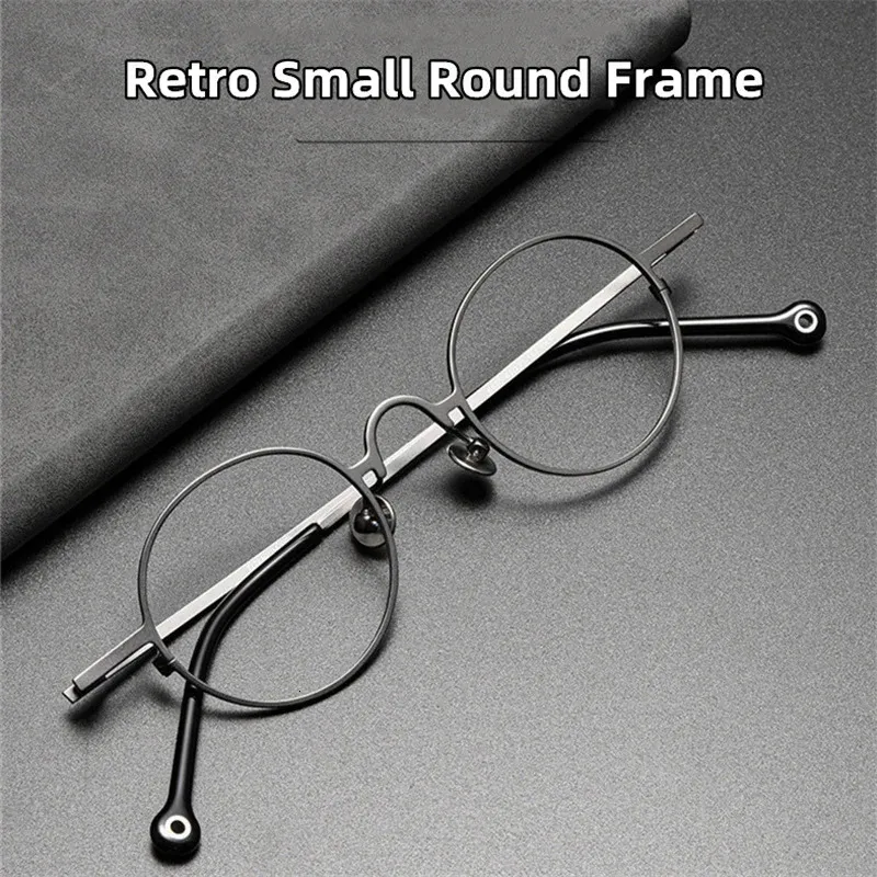 Ultralight Retro Small Round Frame Pure Glasses Brand Design Pochromic Anti-Blue Light Reading Glasses For Men 240123