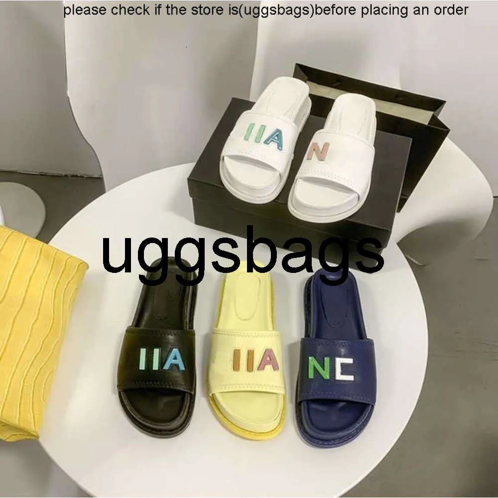 Hoogwaardige kanaal Chanl Designer Slides Ivory Multicolor Letter Slippers voor dames Sandalen strand zwembad kalfsin lederen dia's plat platform mule dames flip flo