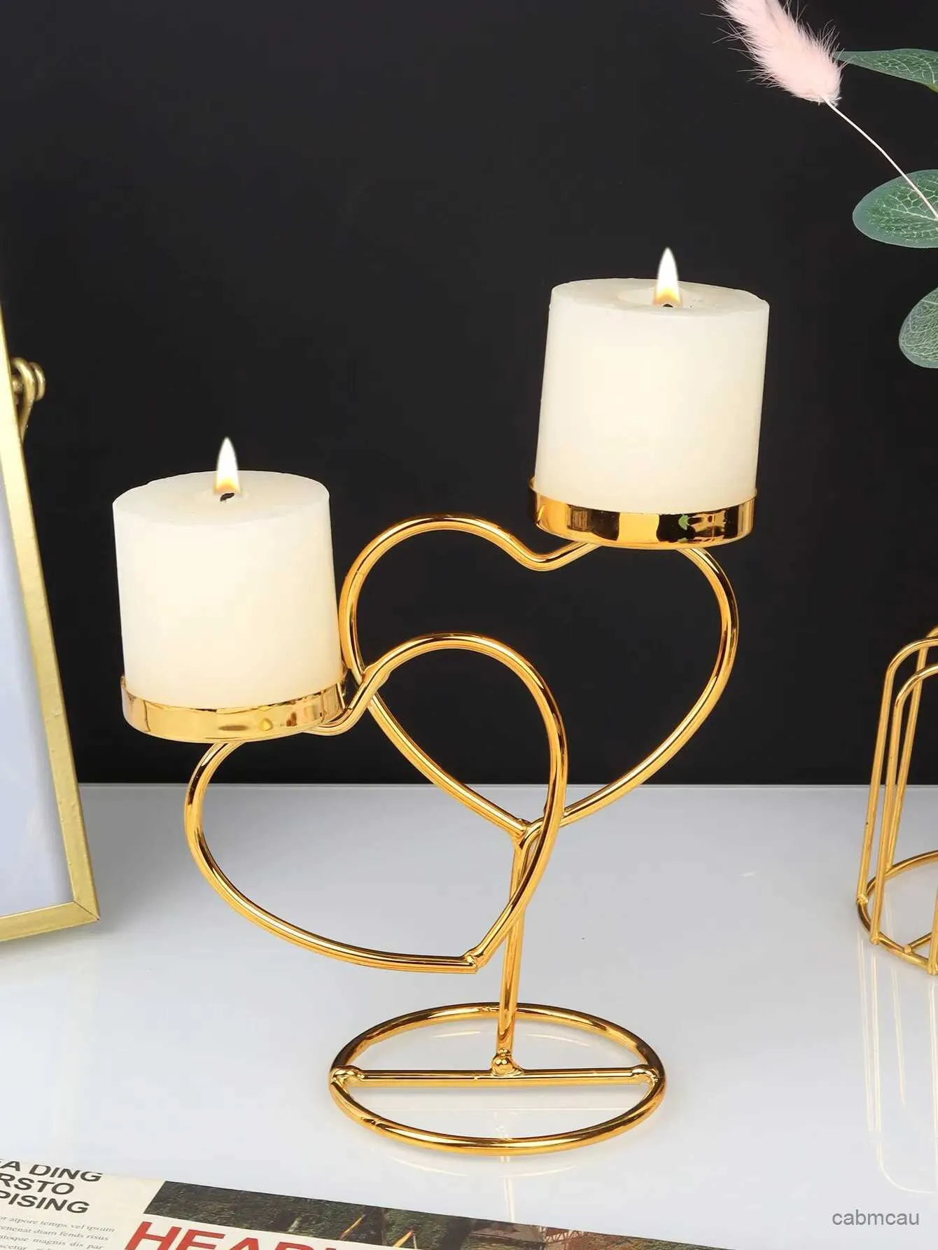 2st Candle Holders 1pc Iron Art Candlestick Hotel Home Decoration Romantic Candlelight Dinner Props Light Luxury Aromatherapy Candlestick Holder