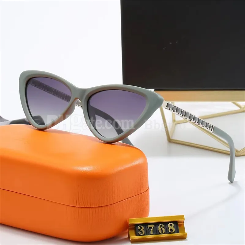 Designer for Men Women Luxury sunglasses men women sunmmer beach classic brand luxury Fashion UV400 Goggle Retro Frame travel Factory Store box