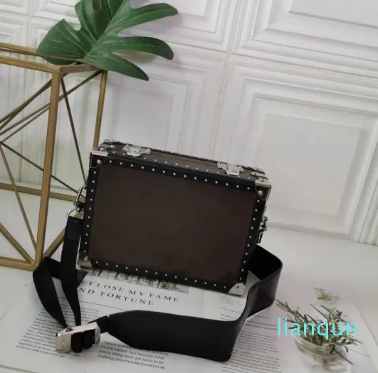 حقيبة أزياء حقيبة يد محفظة كلاسيكية Love Clutch Bag Bage Leather Leather Counterbag Fold Messenger Bag