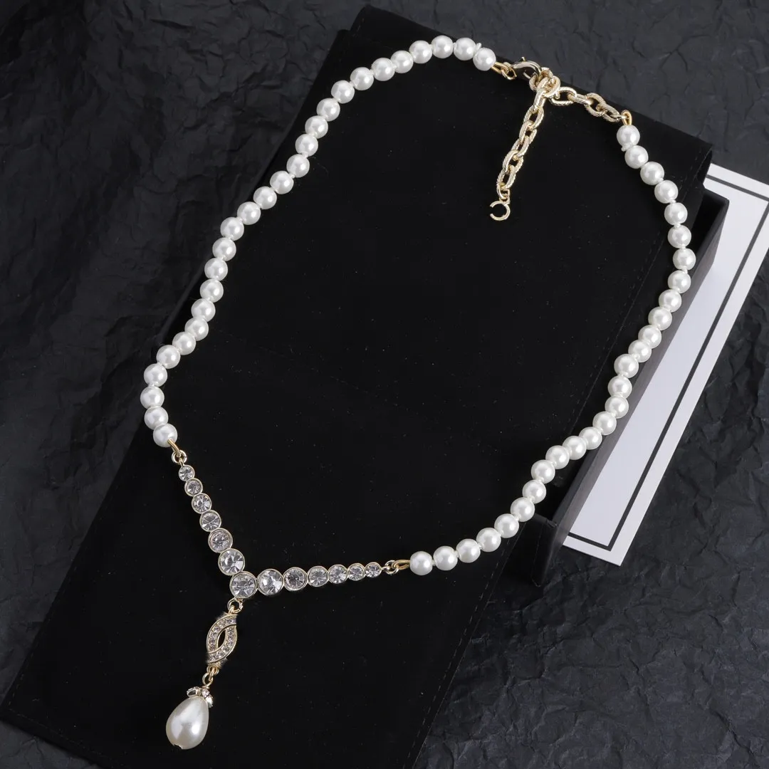 Nieuwe Mode Diamanten Brief Kettingen Voor Vrouw Chokers Parelsnoer Boog Designer Ketting Gift Chain Sieraden