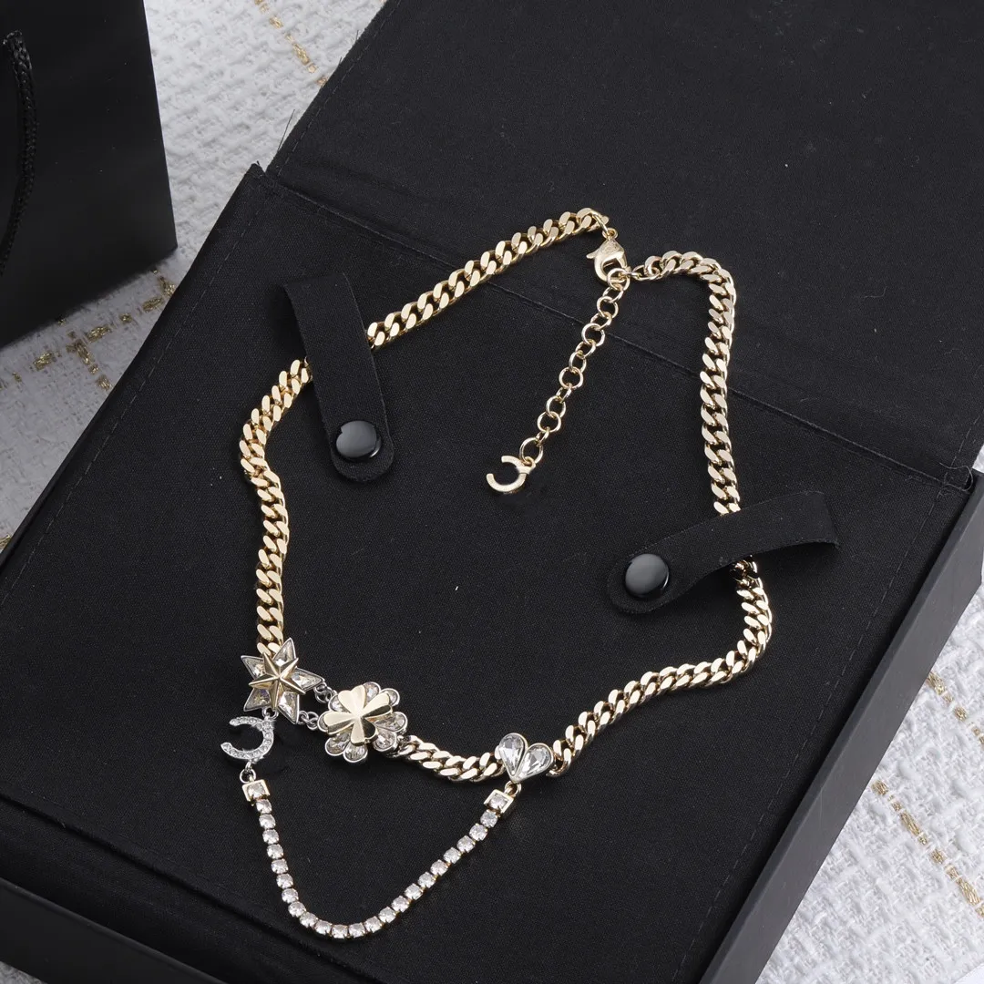 Nya modechokare bokstäver halsband för kvinna chokers halsband designer halsband present kedja smycken