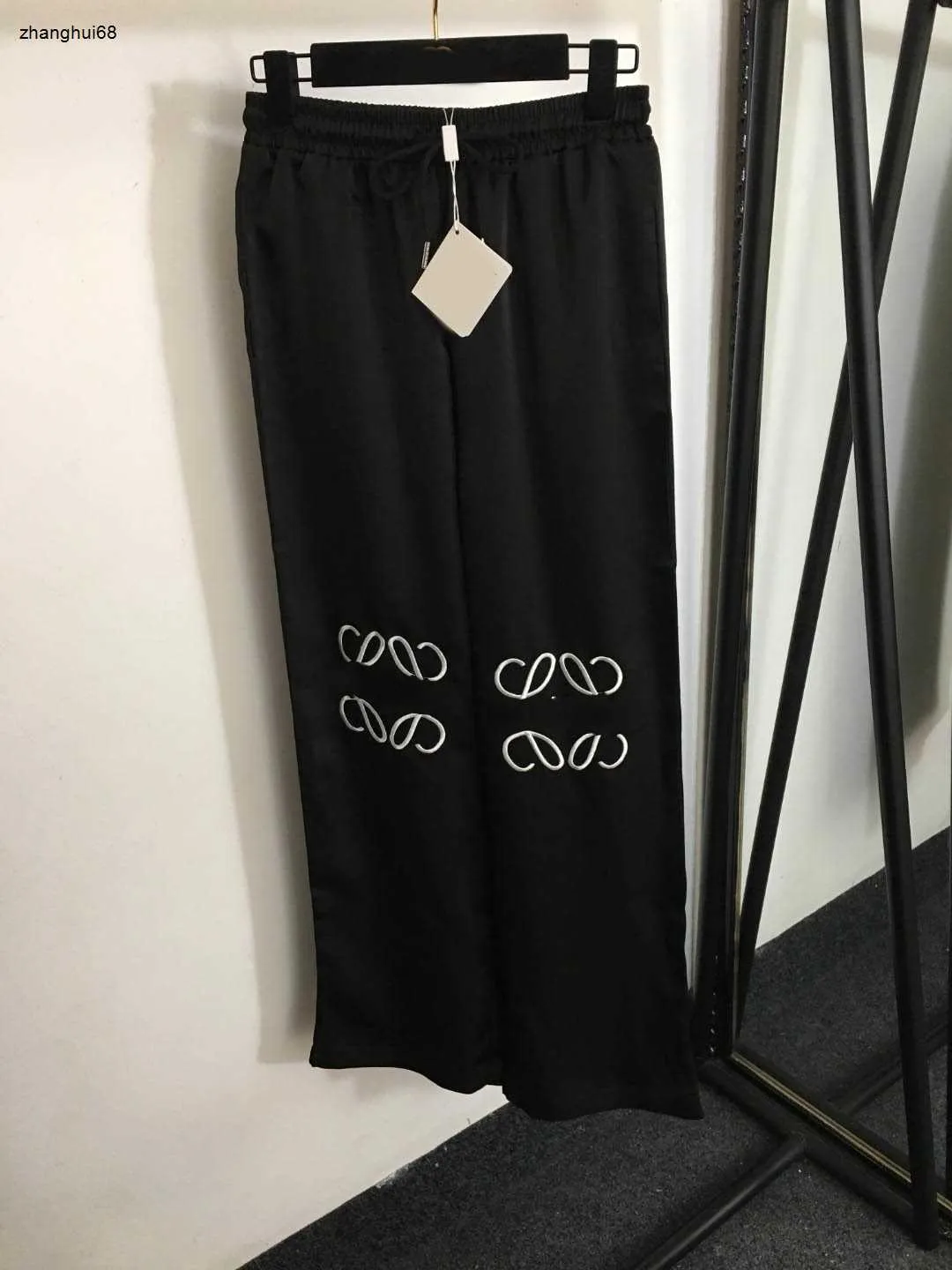 Lyxiga kvinnor Pants Designer Ladies Fashion Logo broderad midja bred ben av hög kvalitet byxor 26 jan