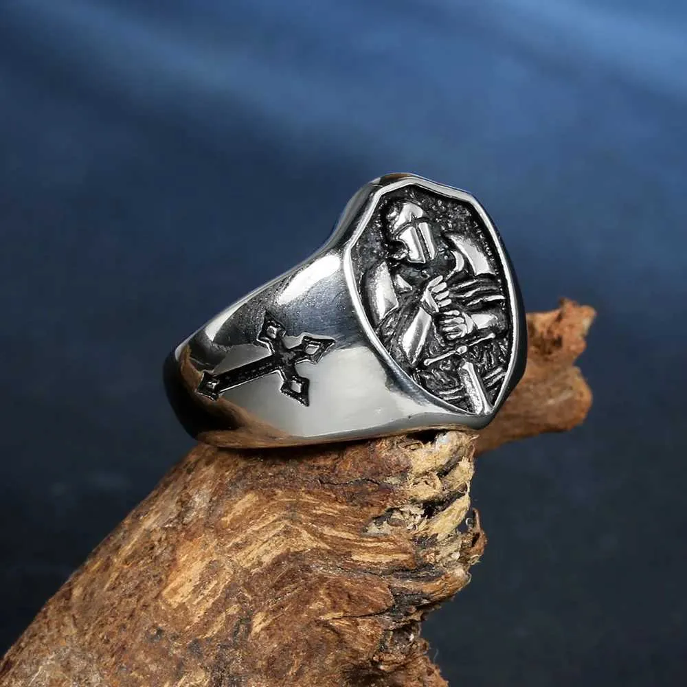 Bandringar Herrarna Ringar rostfritt stål Röd rustningsköld Knight Templar Crusader Cross Ring Punk Smycken 240125