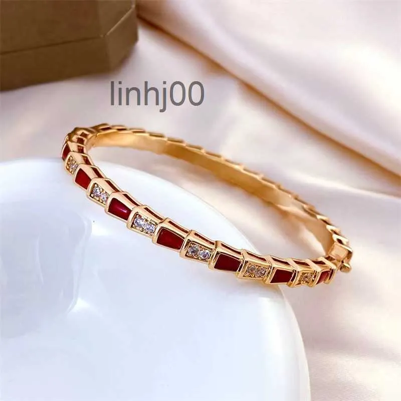 Bangle Designer Armband Sieraden voor Dames Armbanden Luxe Heren en Dames Goud Mode Populair Vervagen Kleur Trend Roestvrij staal Z1sc Q685 Q685