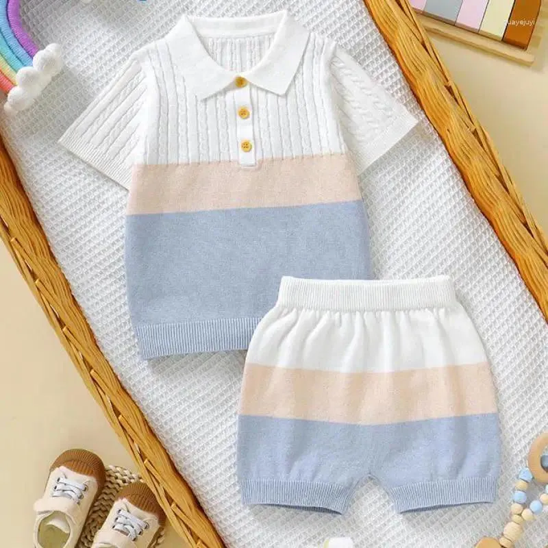 Zestawy odzieży 2024 Spring Lato Baby Dziecka Kobieta z krótkim rękawem Polo Koszulka Striped Strasze 2PCS Chłopiec Dziewczyna