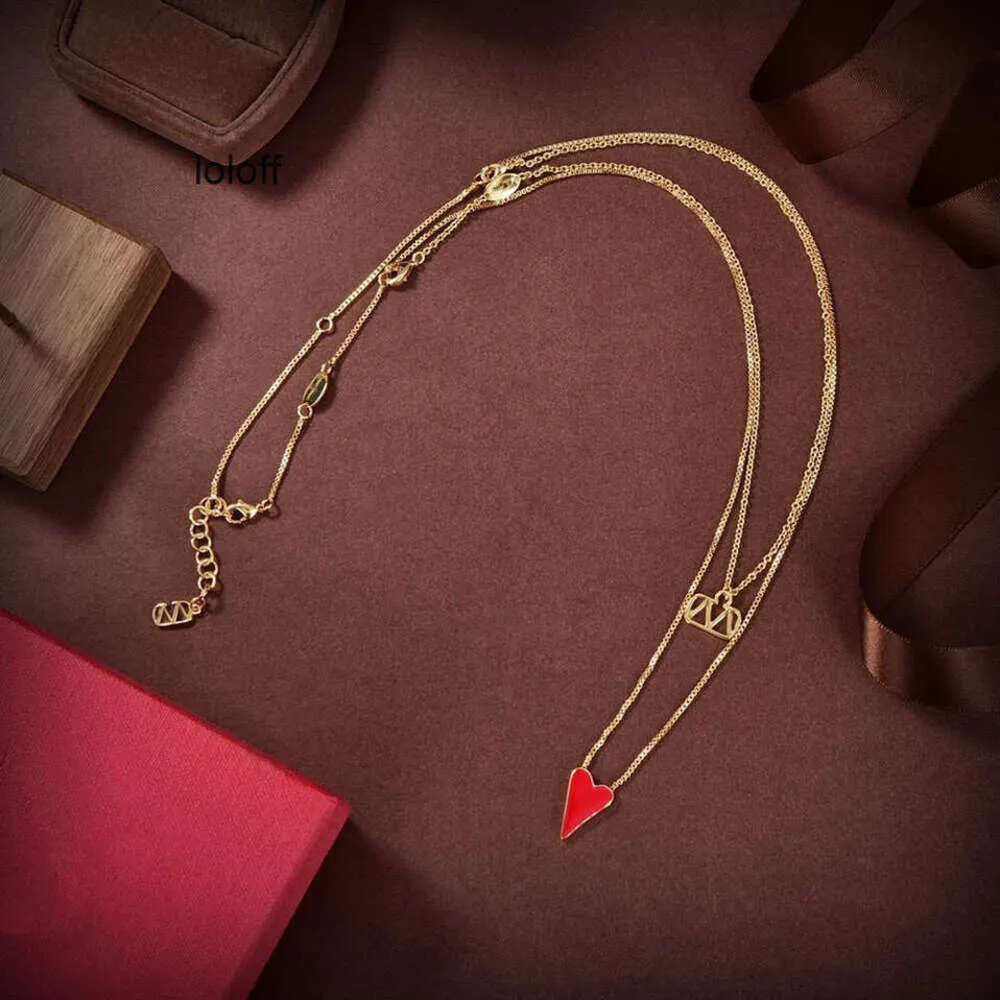 Women Fashion Designer Pendant Necklaces trendy Geometric Necklaces Valentinolies Simple Style Engagement Jewelry ah1c