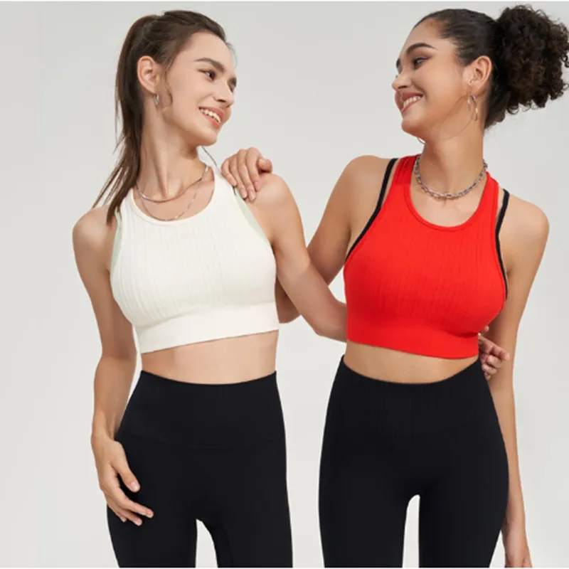 LL Kadın Yoga 2024 Boza Boza Yeni Kontrast Renk Dikişsiz Yoga Sütü Sahte İki Parçalı Güzellik Arka Fitness Giysileri Spor Tank Top Entegre Kadınlar