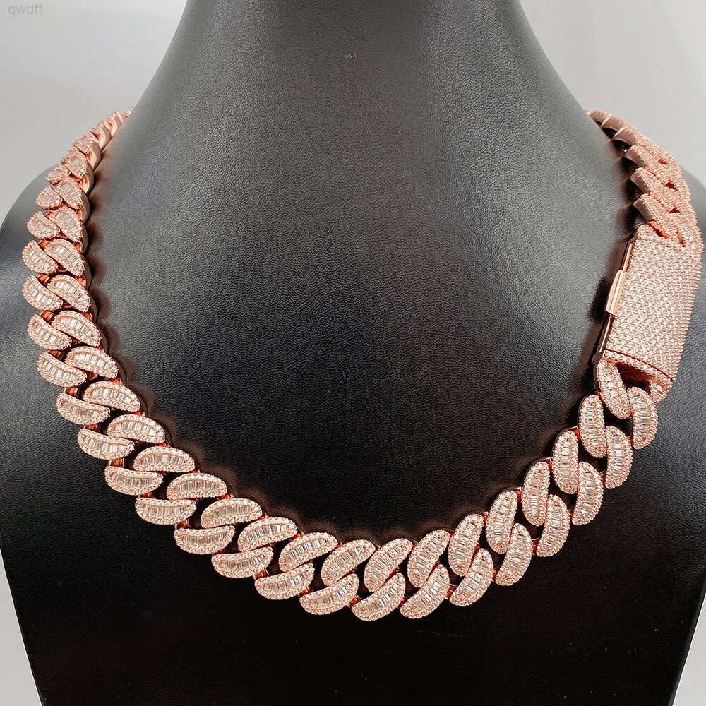 2024 Nowy naszyjnik hip -hopowy hurt 925 Srebrny Księżyc Kształt 18 mm Bagieette VVS Moissanite Real Cuban Link Chain