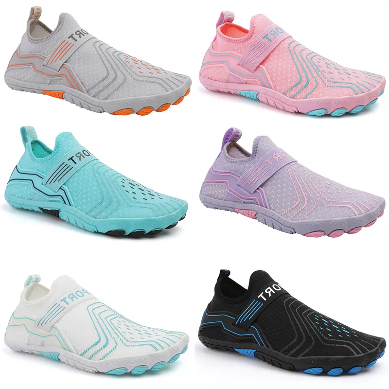 2024 Sandalen Waterschoenen Heren Zomer Zwemmen rood oranje groen blauw roze zwart paars Outdoor Man Dames Slippers Sneldrogend Aqua Flats Yoga Sok maat 36-45