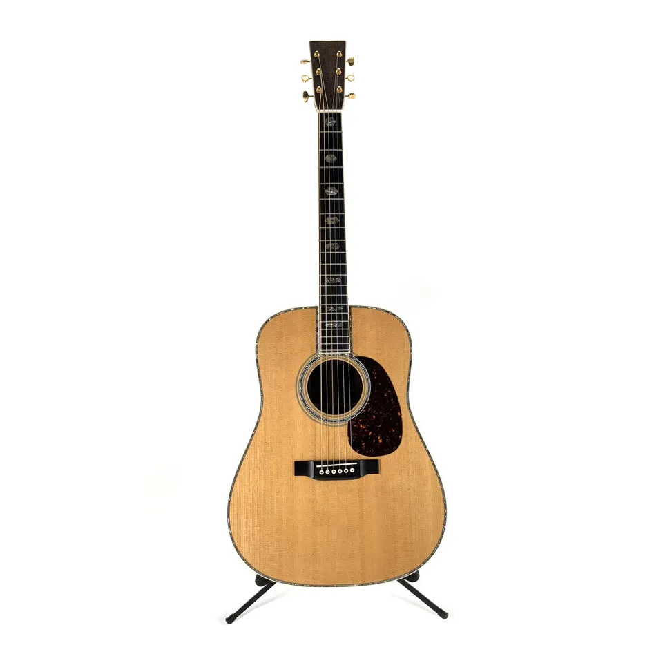 Guitare acoustique D 45 - PLEK D et presque menthe !