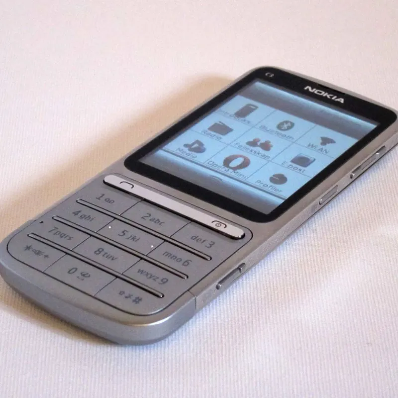 Mobiltelefoner Original Nokia C3-01 GSM 2G Camera Classic Telefon för gamla människor Studenttelefon