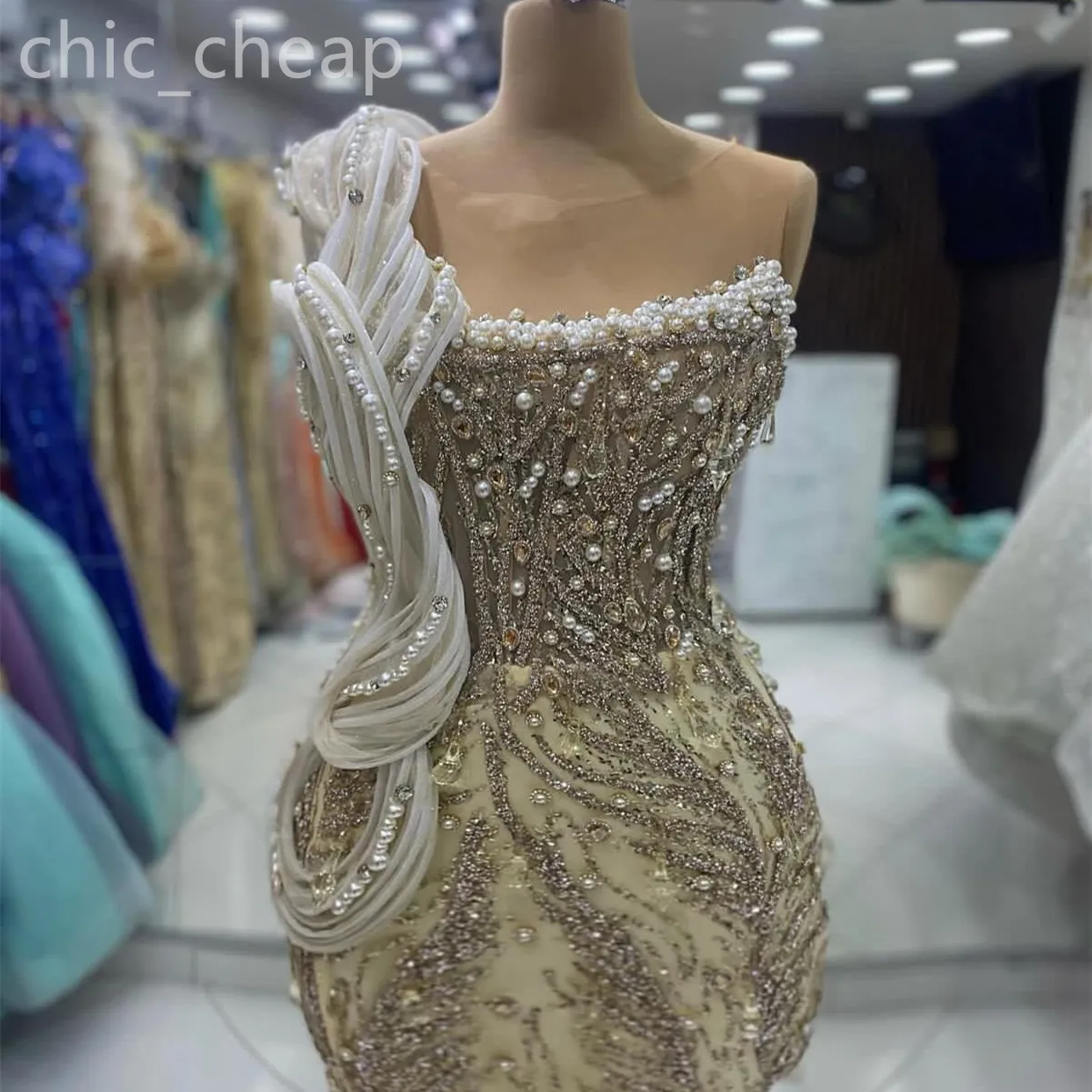 2024 Aso Ebi Gold Mermaid Prom Dress Sheer Neck Crystals Pearls Evening Formal Party Second Reception Birthday Engagement Gowns Dresses Robe De Soiree ZJ70