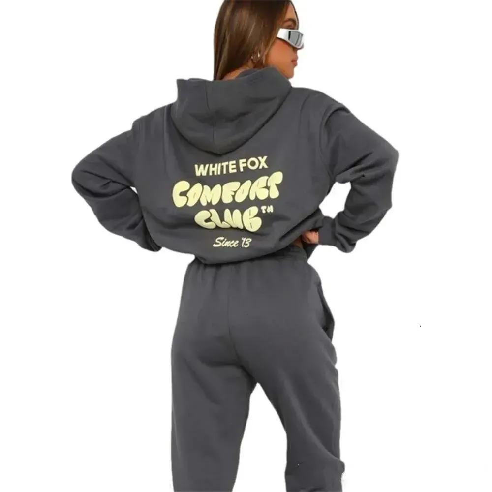 Unisex Hoodie Tracksuit Set: Stylish 2-Piece Loungewear, Soft