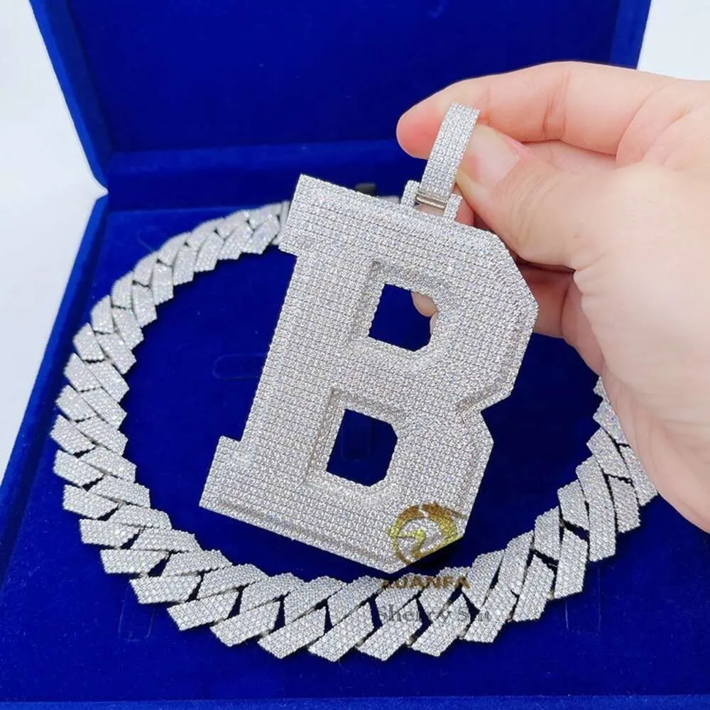 Collana con nome con lettera personalizzata con diamanti Vvs Moissanite ghiacciati in oro hip-hop