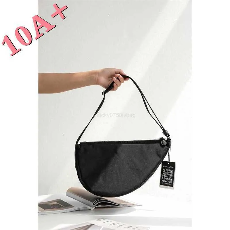 Новая сумка Curved the Underarm Row Half 22 * Moon Nylon Crossbody Banana