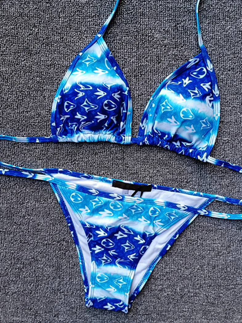 Kvinnors badkläder L Sexig 2024SS Designer Swimsuit Solid Bikini Set Textil Låg midja baddräkter