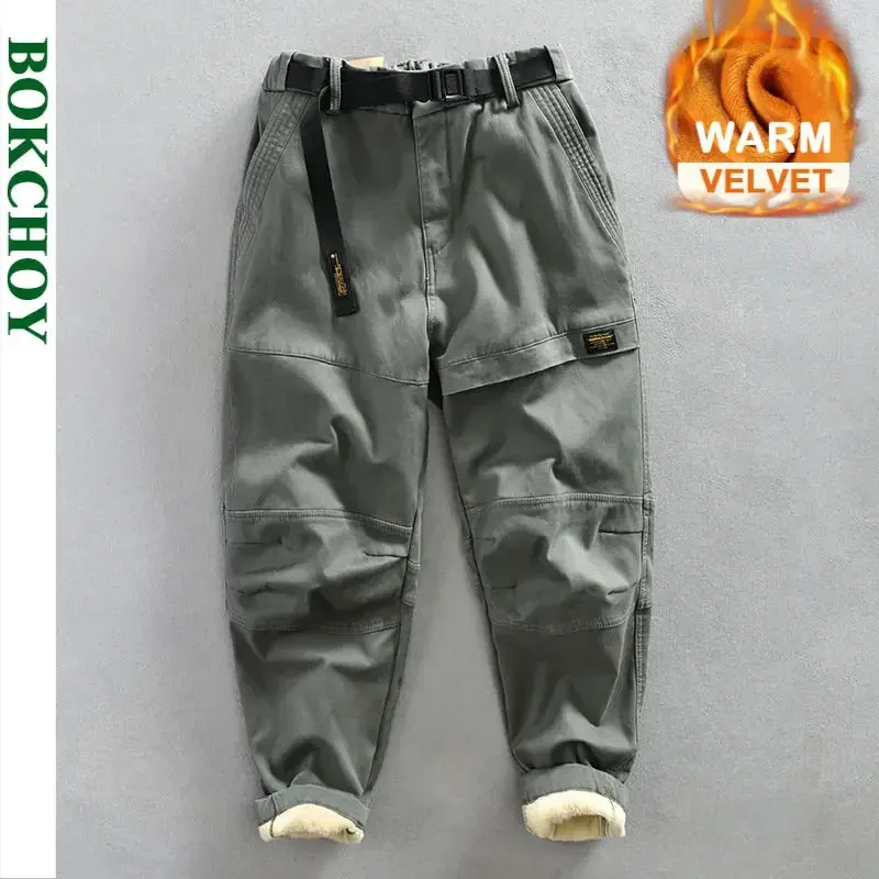 Autumn Winter Men's Cargo Velvet Pants Loose Belt Comfortable Soft Cotton Multi Pockets Retro Street Trousers AZ381 240122