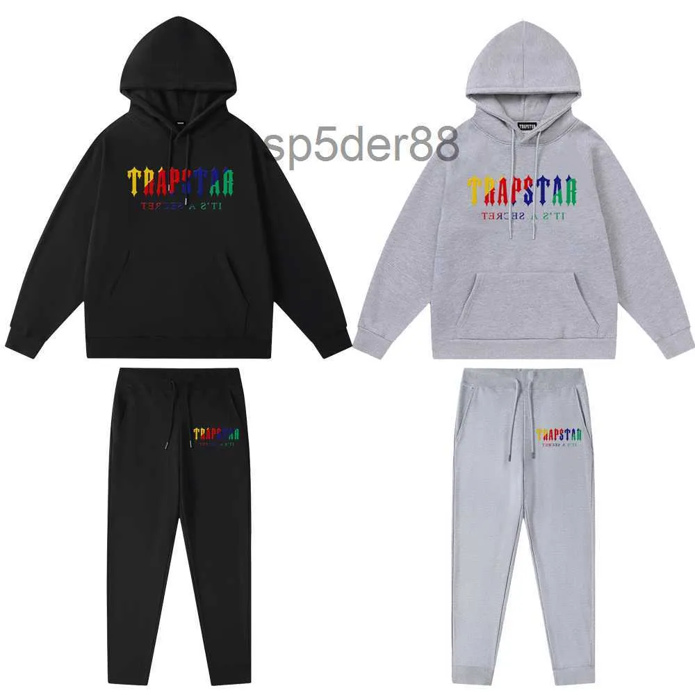 스웨트 셔츠 Trapstar 대형 까마귀 남성 Trapstar Tracksuit 디자이너 셔츠 인쇄 편지 럭셔리 흑백 회색 무지개 색 컬러 여름 SP 1LA4