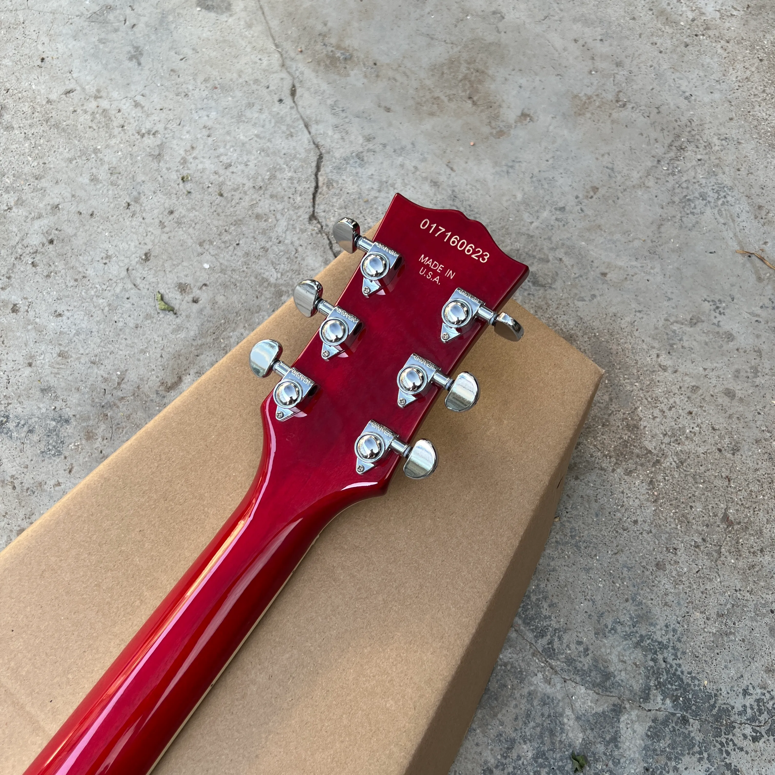 LP ACE Electric guitar,rosewood fingerboard, Flame maple top, Solid mahogany body, 22frets,Chrome hardware