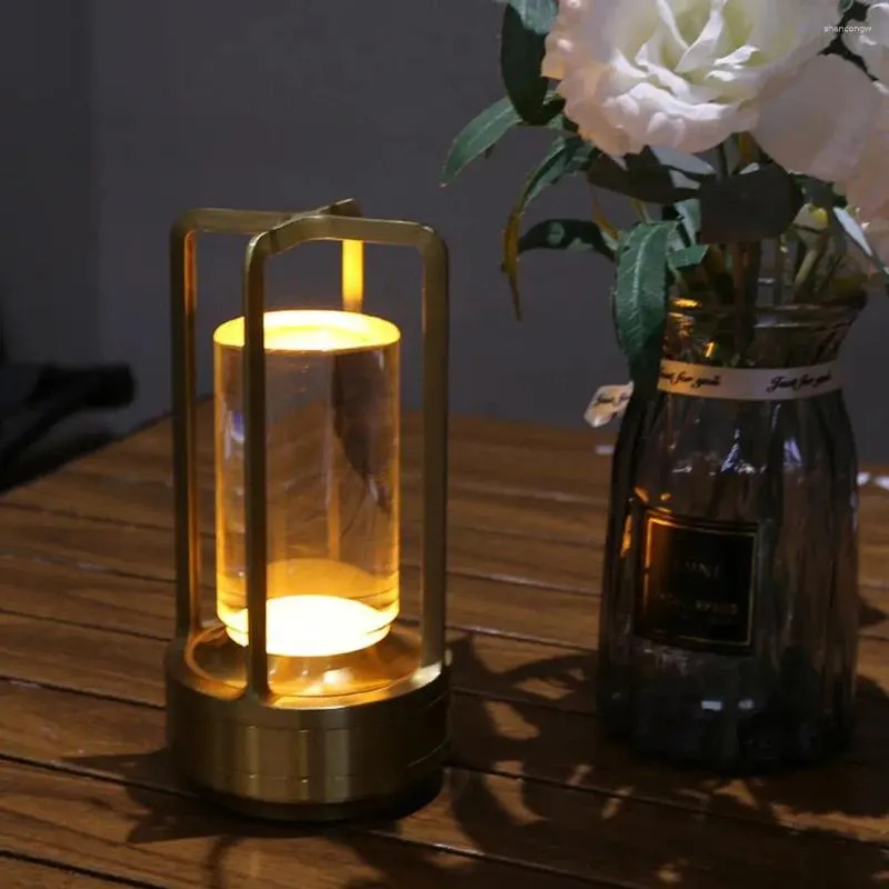 Nattljus Justerbar lampa Hållbar skrivbord Trefärgad LED-lykta för hem sovrum belysande utrymme med lumisombord