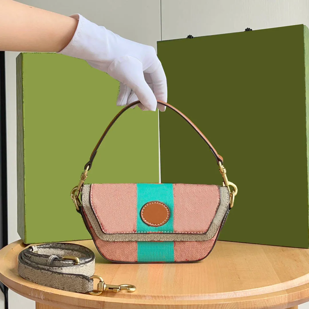 2023 Luksusowa torba designerska Nowa trapezoidalna torba pod pachami Pink Presbyopia Girl Heart z długimi ramionami Crossbody
