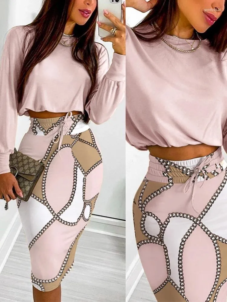 Work Dresses Autumn Women 2 Pieces Hoodies With Chain Print Skirt Sets 2024 Femme Casual Top Drawstring Shirred Lady Outfits Overalls