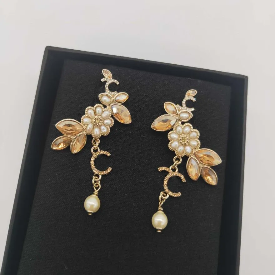 2022 Luxury quality charm Drop earring pendant necklace with flowers nautre shell and crystal beads have stamp box PS3482A270S