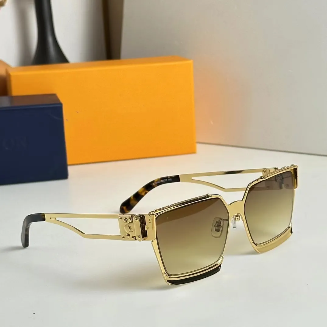 2024Fashion Designer capable métal ovale petit cadre lunettes de soleil pour hommes et femmes sauvages lunettes de soleil de photographie de rue en plein air pour les conducteurs de lunettes de soleil d'affaires nouveau