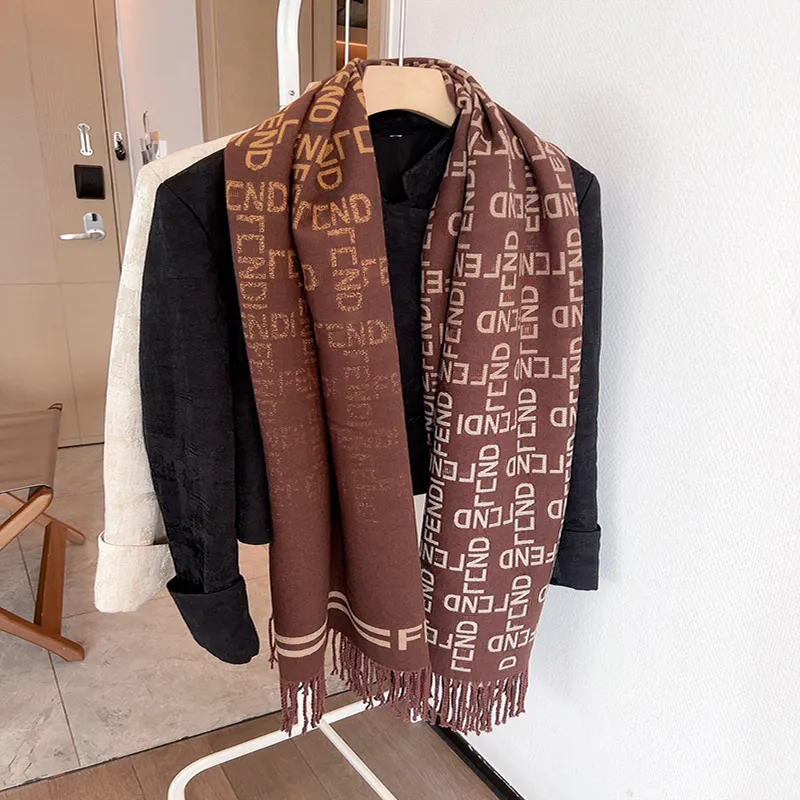 Stylish designer scarf women Cashmere scarf Letter printing luxury scarf Soft Touch Warm with Tags Autumn Winter Long Shawls There is a gift box available