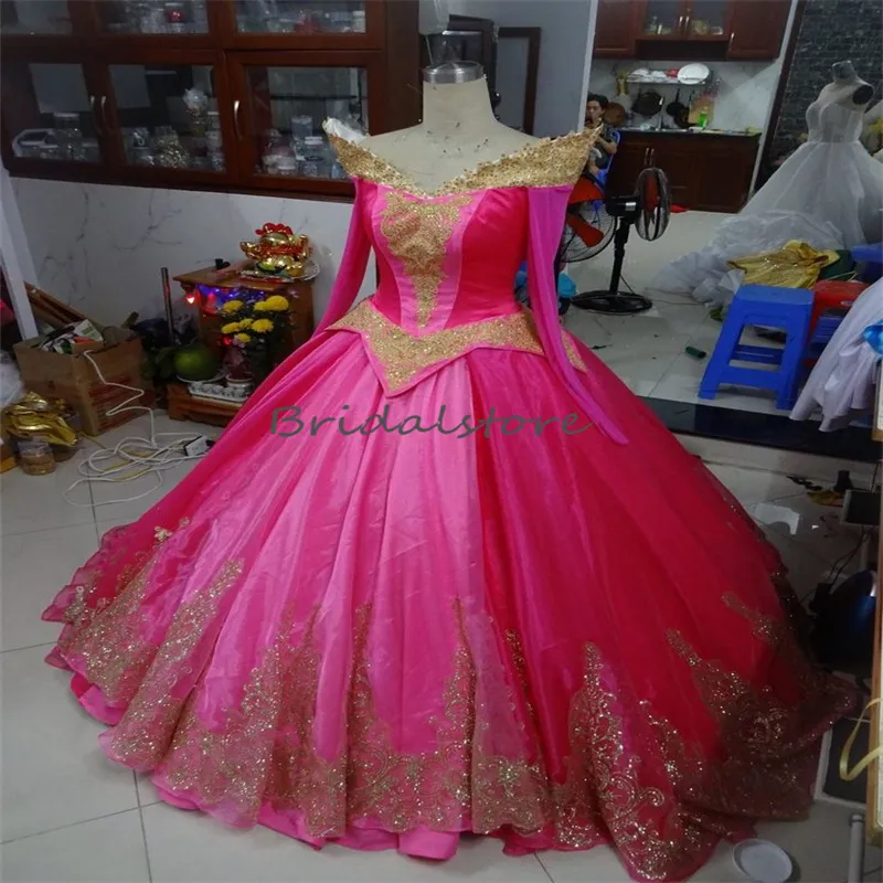 Cinderela Hot Pink Quinceanera Vestidos 2024 Aurora Costum Cosplay Doce 16 Aniversário Vestido Manga Longa Lantejoulas Douradas Quinze Beleza Inspirada Vestidos De Xv Debutante