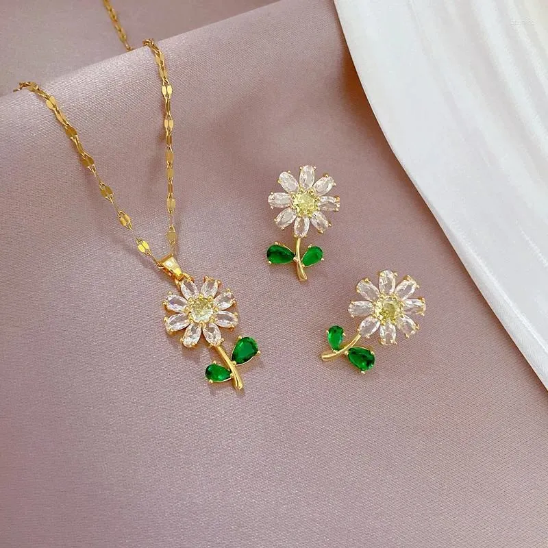 Ensemble collier et boucles d'oreilles en acier inoxydable, charmant, à la mode, feuille verte blanche, tournesol et classique rétro, bijoux de fête de mariage