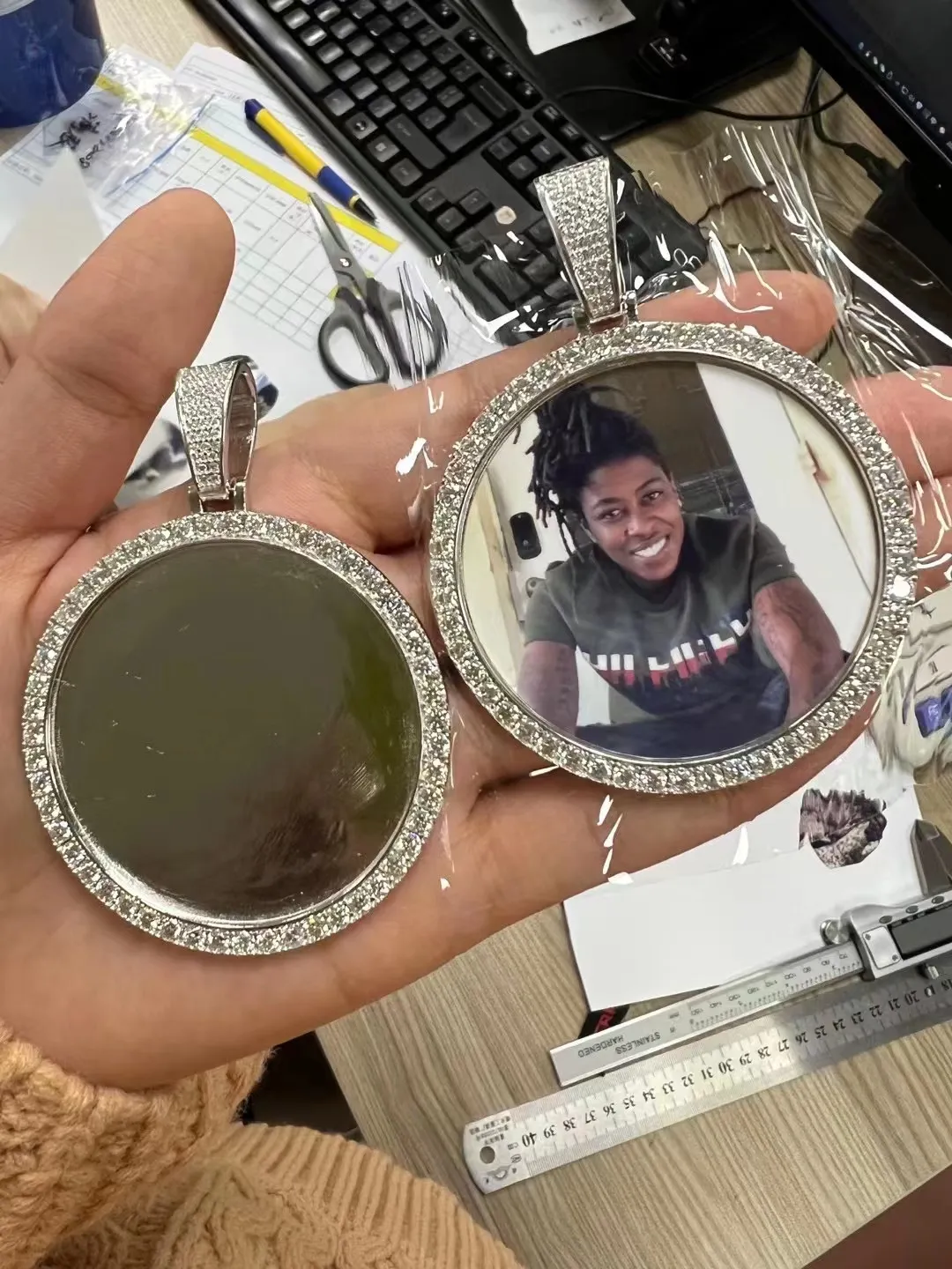 Colgante de marco de fotos circular de bricolaje con accesorios de hip-hop europeos y americanos, cadena de pelota de tenis de una sola piedra con incrustaciones de plata Mosang